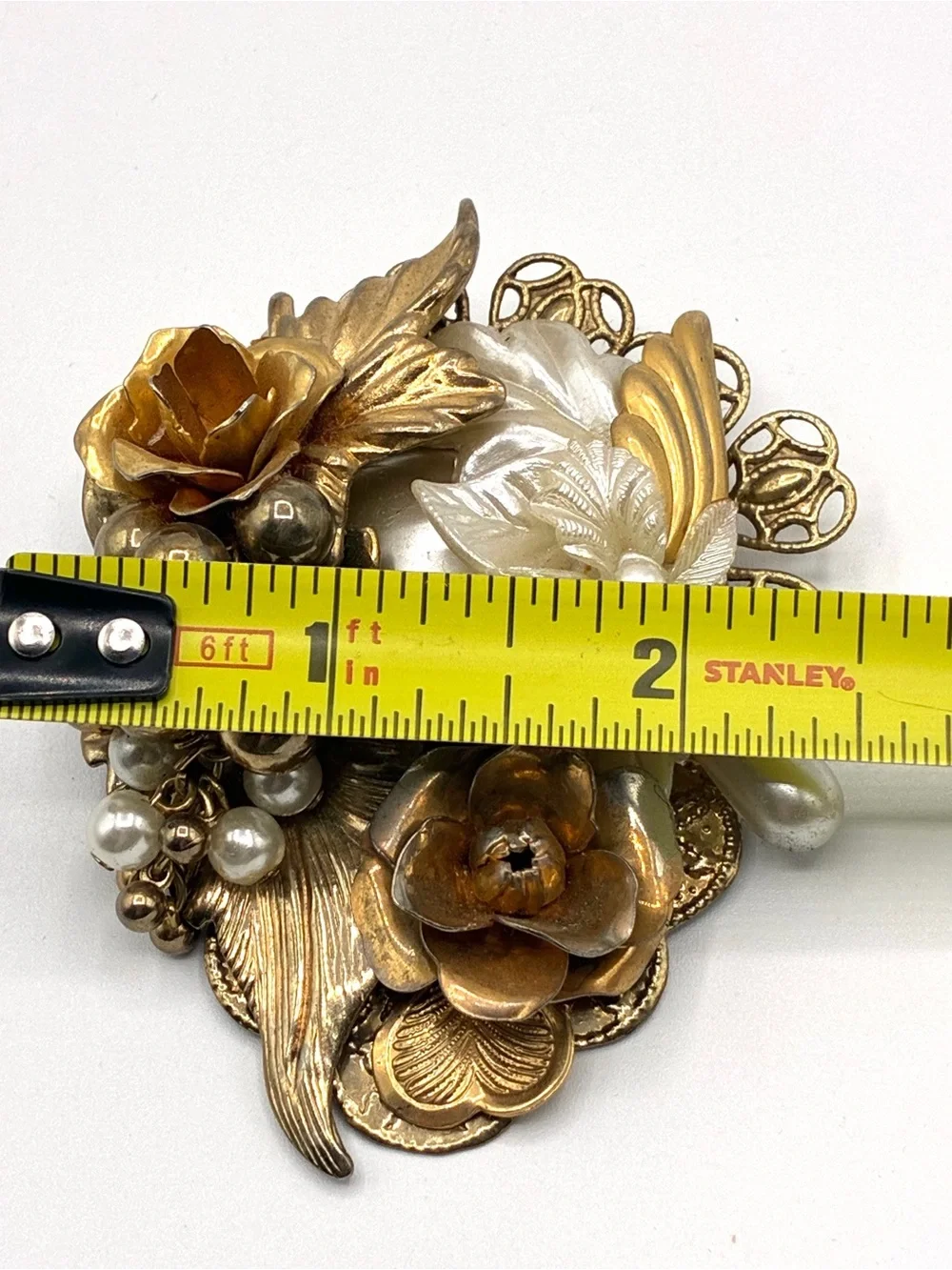 Vintage Unique Gold Tone Floral Brooch Faux Pearl Cluster Statement Pin